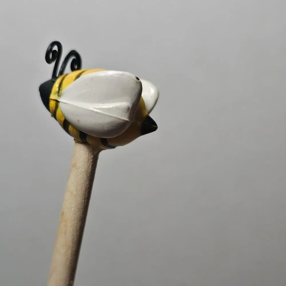 Mini Honey Pot Ceramic Jar & Wood Dipper Beehive with Bee Honey Miel